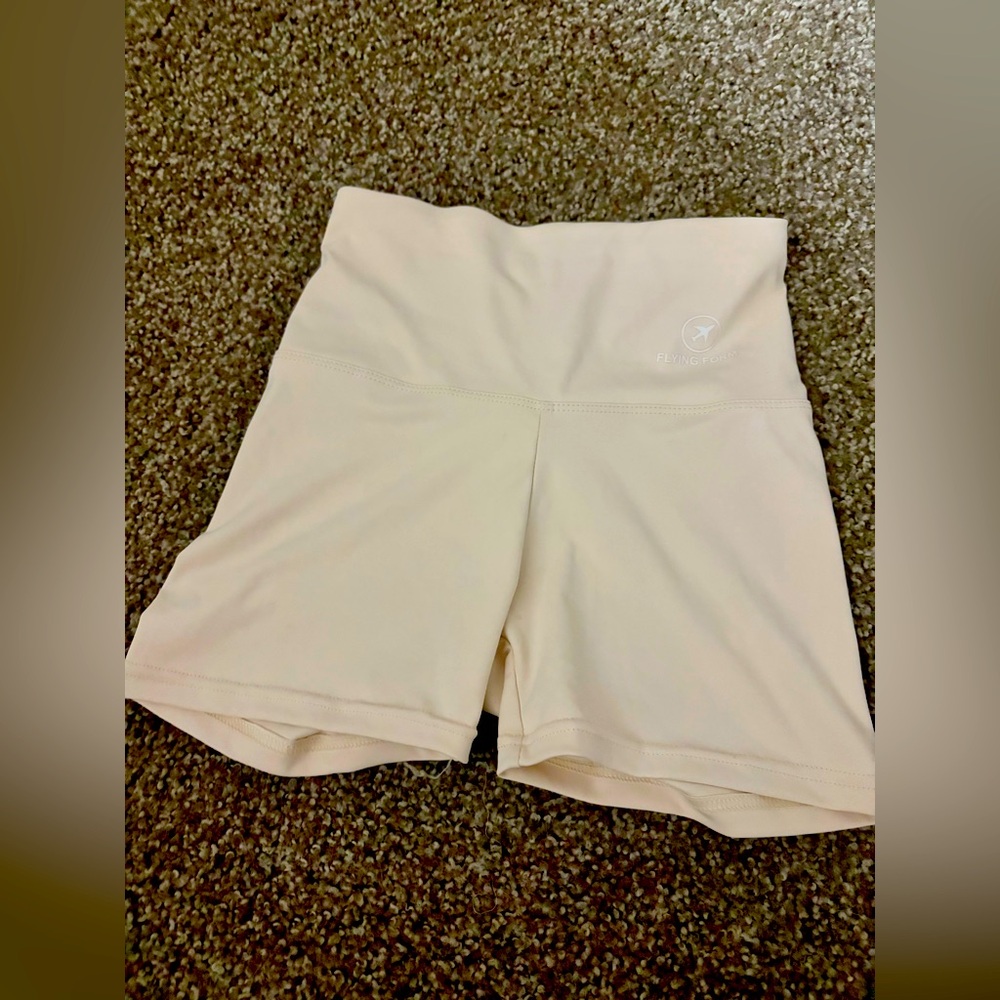 GYM SHORTS - Picture 2 of 4